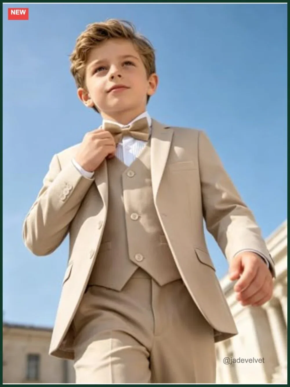 Boys' 5-Piece Formal Suit Set Slim Fit Tuxedo Jacket Vest Pants Shirt Bowtie